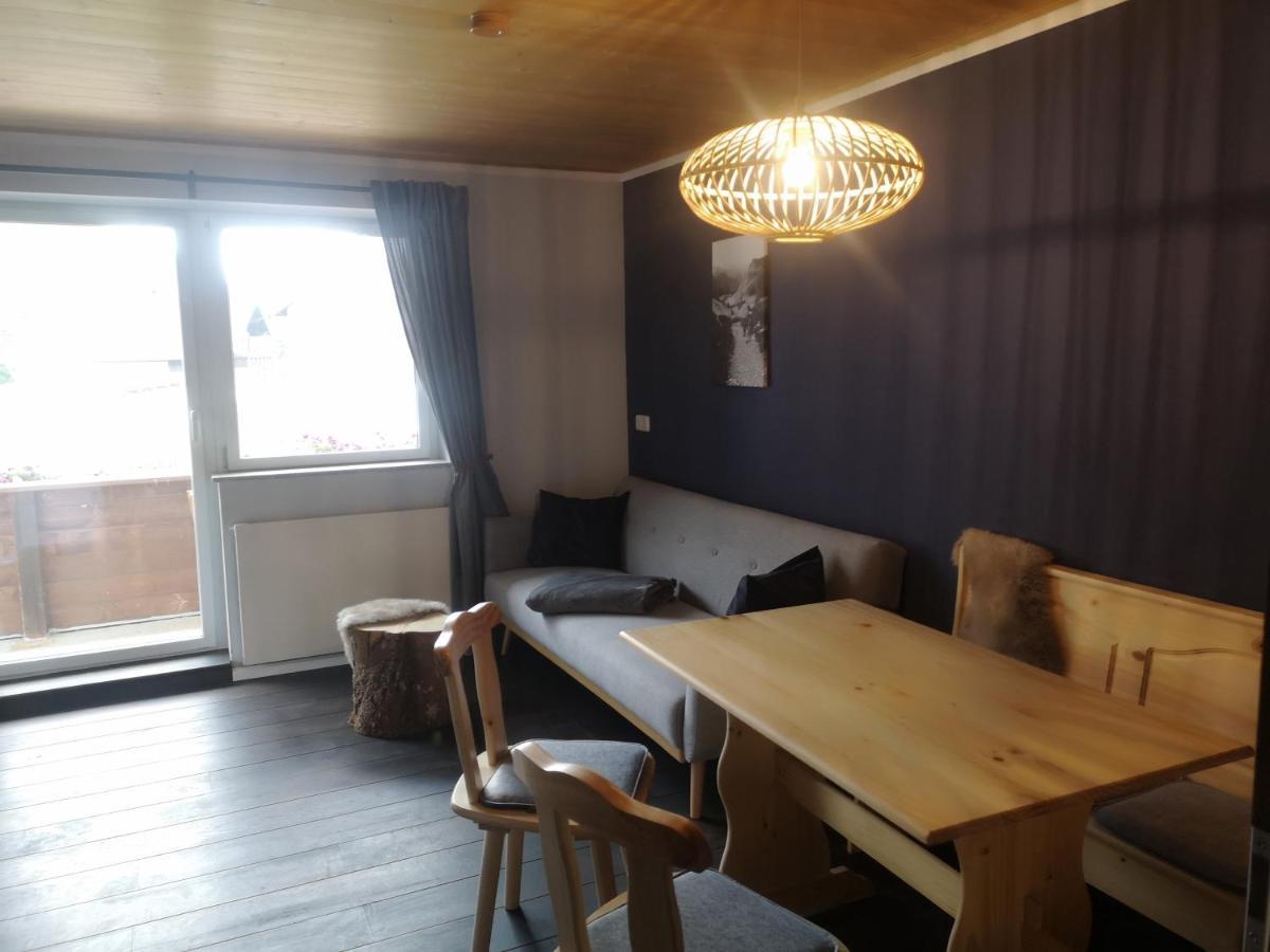 Ferienwohnungen Haus Almrausch Bichlbach Esterno foto