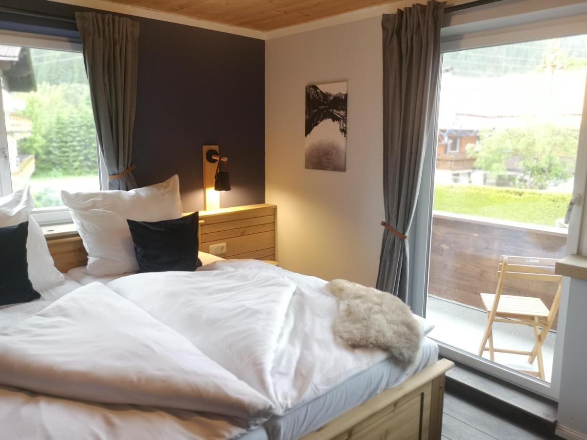 Ferienwohnungen Haus Almrausch Bichlbach Esterno foto