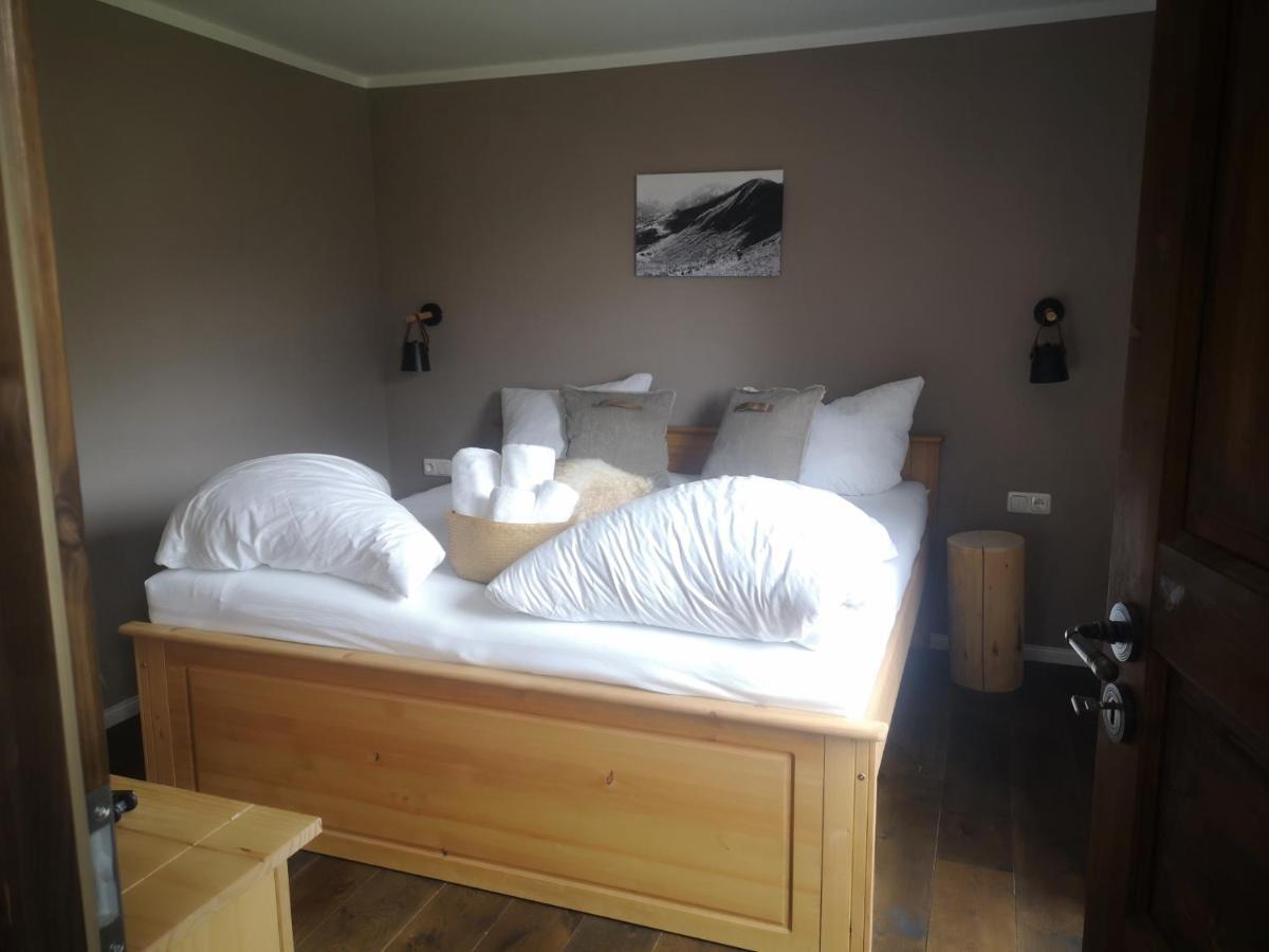 Ferienwohnungen Haus Almrausch Bichlbach Esterno foto