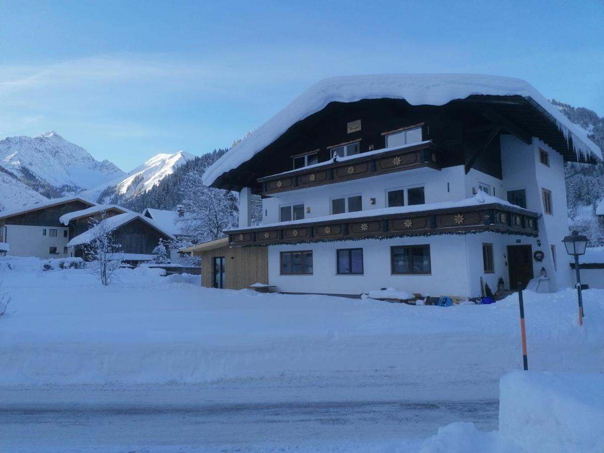 Ferienwohnungen Haus Almrausch Bichlbach Esterno foto